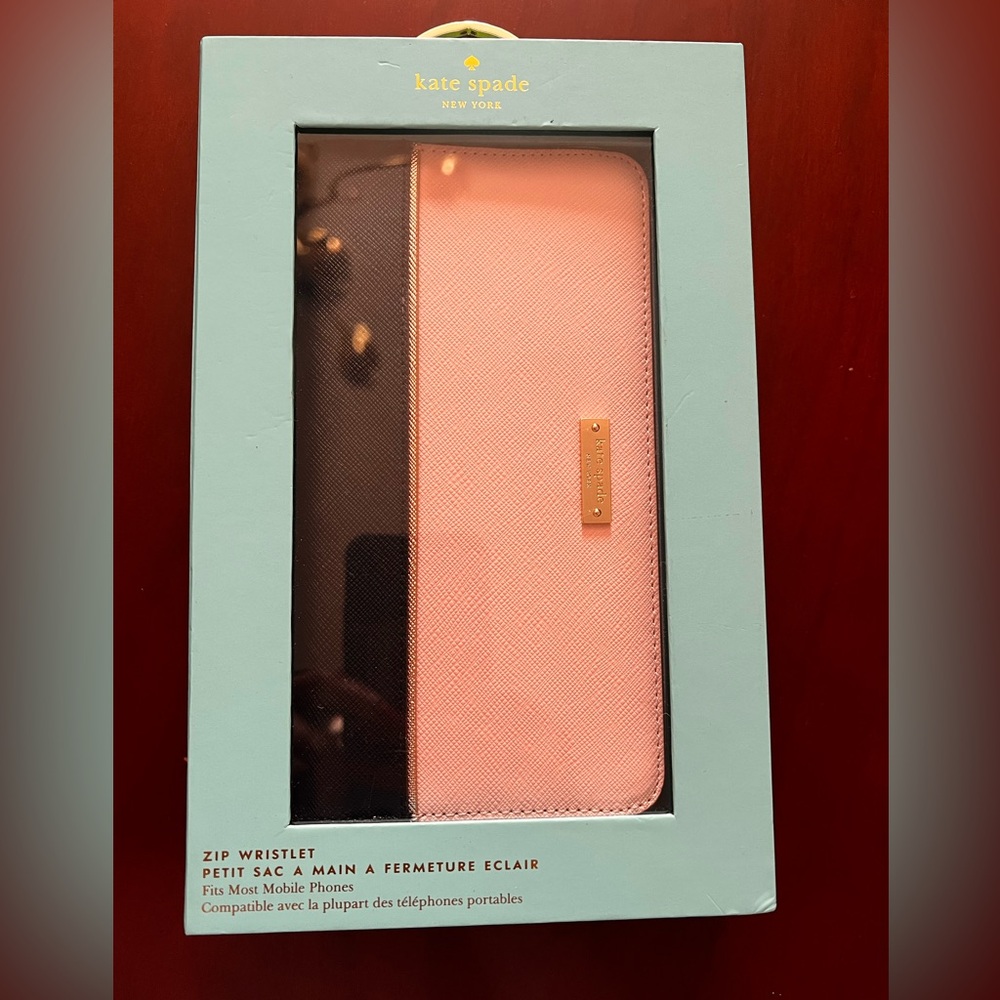 Kate Spade Blush Pink Wristlet